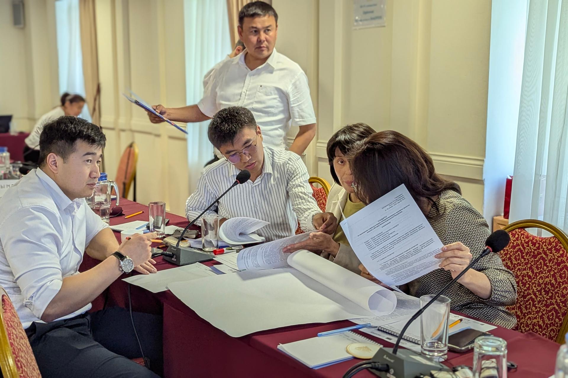 Тренинг для сотрудников аппарата Жогорку Кенеша КР по проведению правозащитной, гендерной и экологической экспертиз проектов НПА
